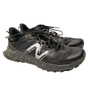 New Balance Womens Fresh Foam Garoe Blacktop Size 10 Trail Running Shoe Sneakers